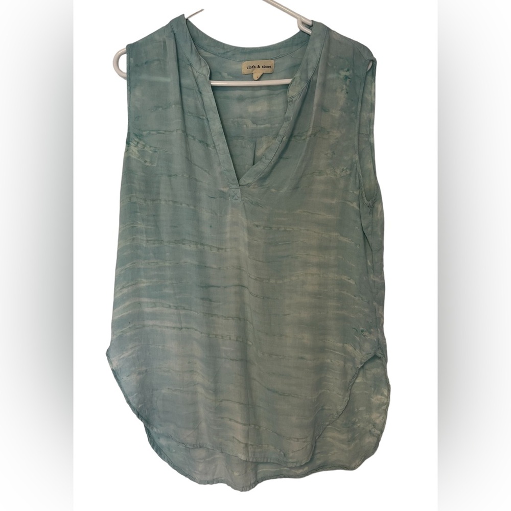 cloth & stone Sleeveless V-Neck Tunic in Seafoam Green